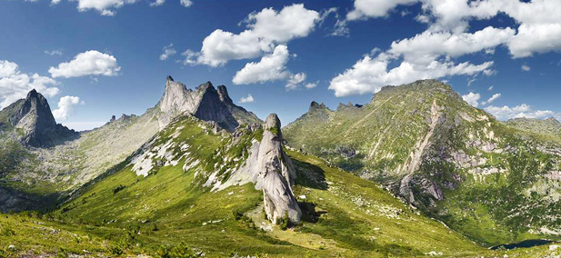 Горные пики: Птица, Звездный, Звездочка. Ергаки